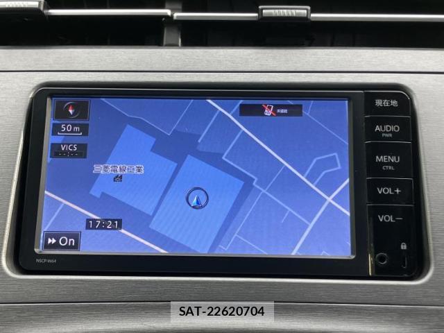 Toyota PRIUS 2015-05 8225304-9