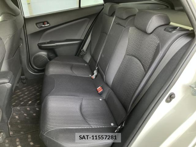 Toyota PRIUS 2016-09 8225387-6