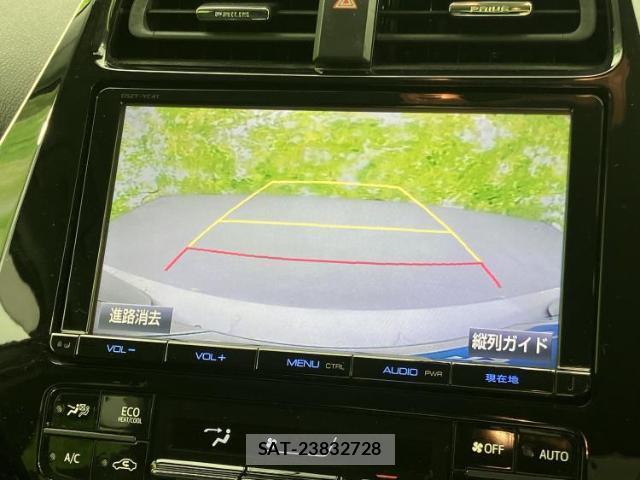 Toyota PRIUS 2017-06 8225394-13