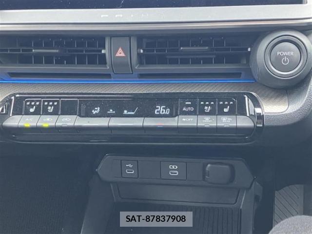 Toyota PRIUS 2024-03 8225401-11