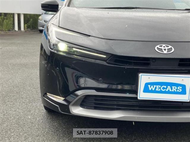 Toyota PRIUS 2024-03 8225401-16