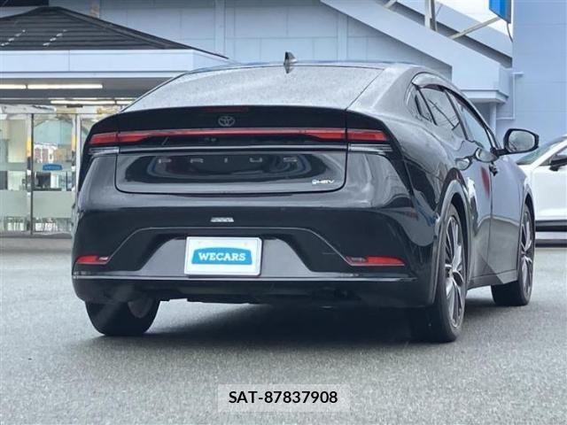 Toyota PRIUS 2024-03 8225401-2