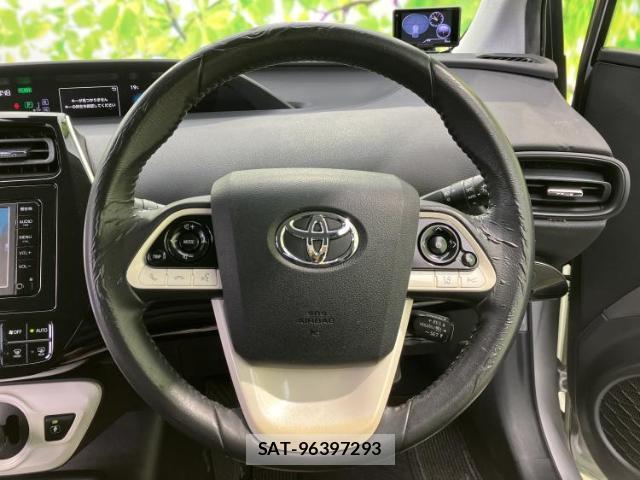 Toyota PRIUS 2016-05 8225471-14