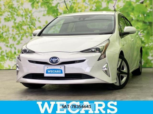 Toyota PRIUS 2016-01 8225504-0