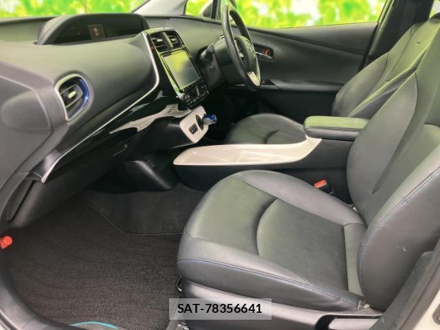 Toyota PRIUS 2016-01 8225504-5