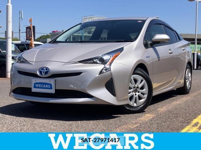Toyota PRIUS 2016-10 8225521-0
