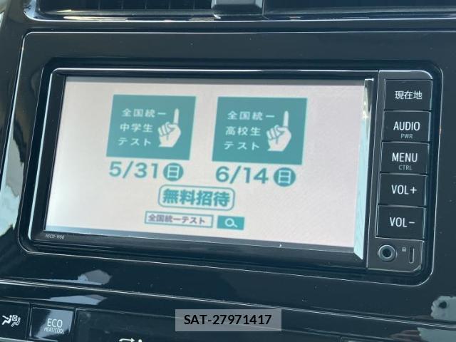 Toyota PRIUS 2016-10 8225521-11