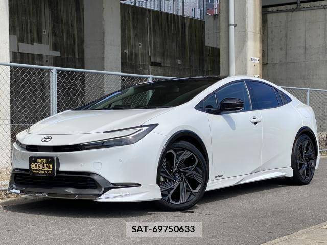 Toyota PRIUS 2023-04 8225605-0