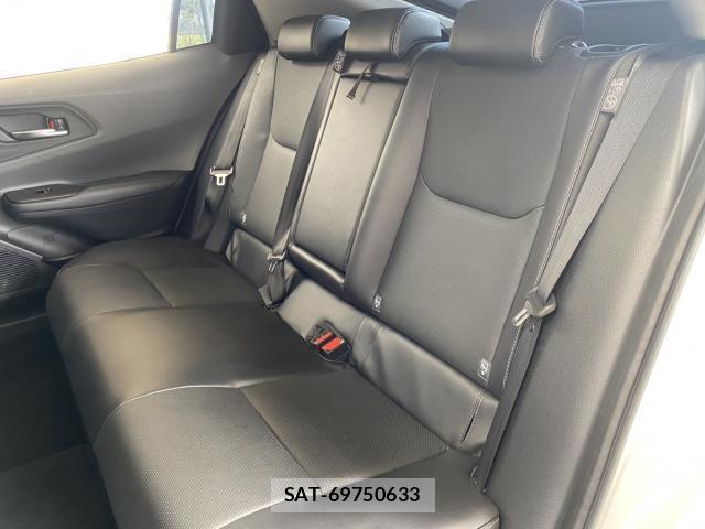 Toyota PRIUS 2023-04 8225605-4