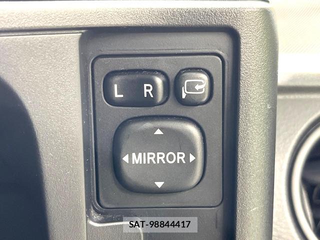 Toyota PROBOX 2021-06 8216107-6