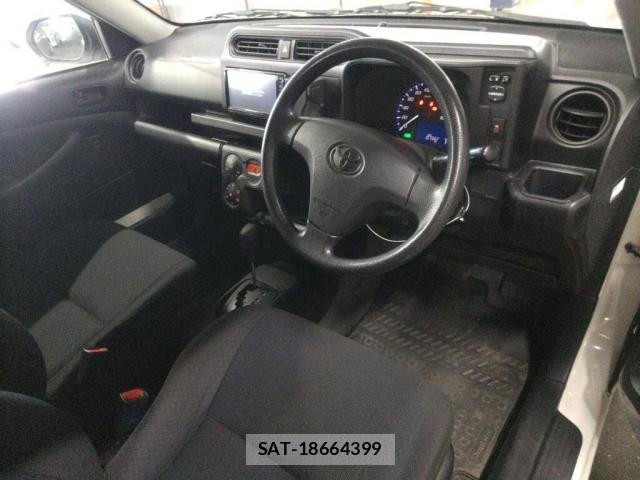 Toyota PROBOX 2021-06 8217034-2