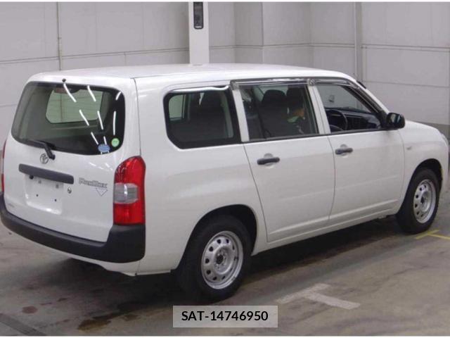 Toyota PROBOX 2020-05 8217461-4