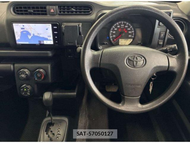 Toyota PROBOX 2022-07 8217742-2