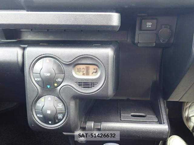 Toyota PROBOX 2021-06 8218383-19