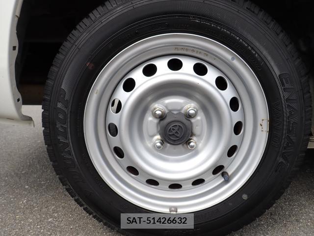 Toyota PROBOX 2021-06 8218383-8