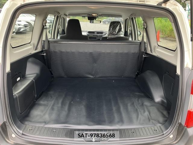 Toyota PROBOX 2021-06 8220739-6