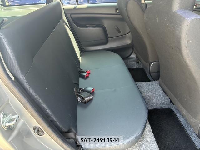 Toyota PROBOX 2017-04 8221117-10