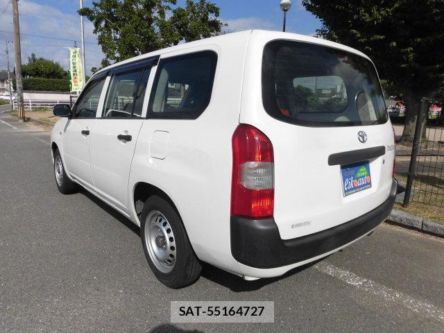 Toyota PROBOX 2017-06 8221618-2