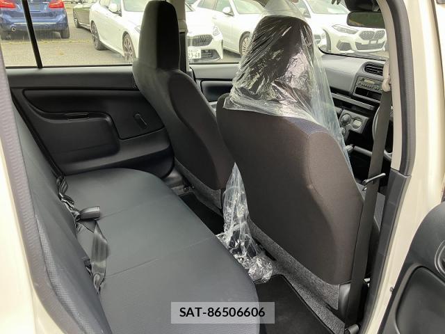 Toyota PROBOX 2021-06 8222586-5