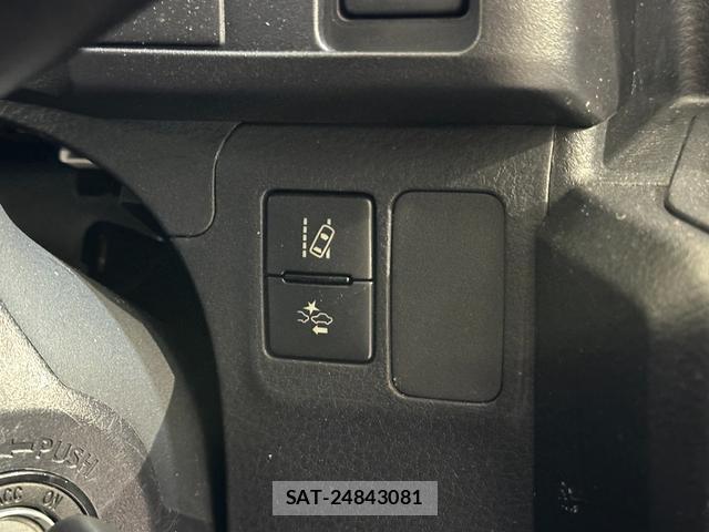 Toyota PROBOX 2021-06 8225633-3
