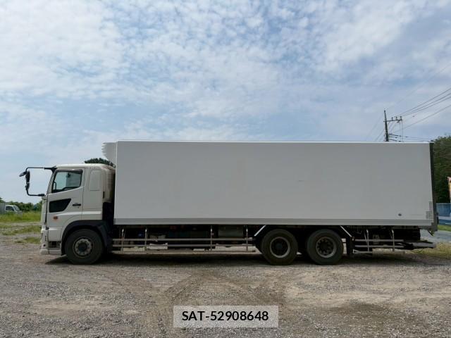 Hino PROFIA 2017-12 8221384-4