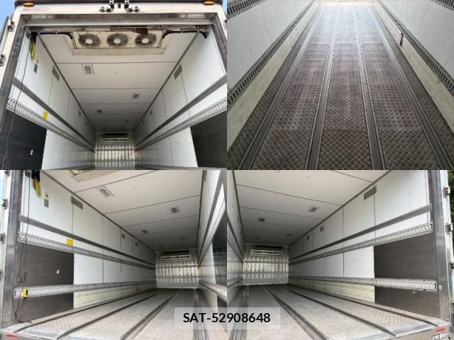 Hino PROFIA 2017-12 8221384-9