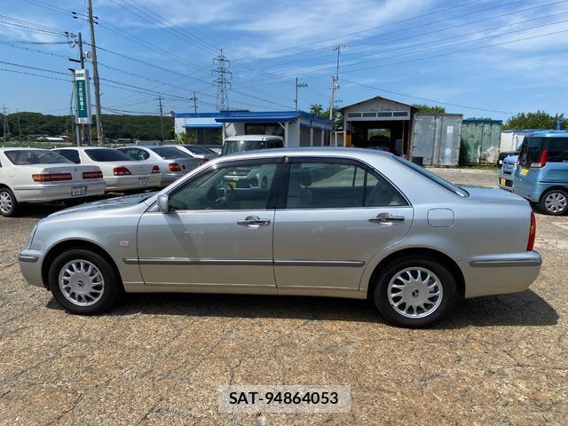 Toyota PROGRES 1999-06 8224638-11