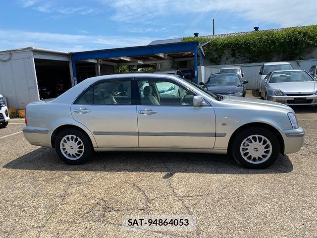 Toyota PROGRES 1999-06 8224638-3