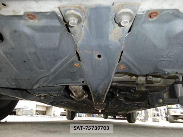 Nissan PULSAR 1999-06 8222735-18