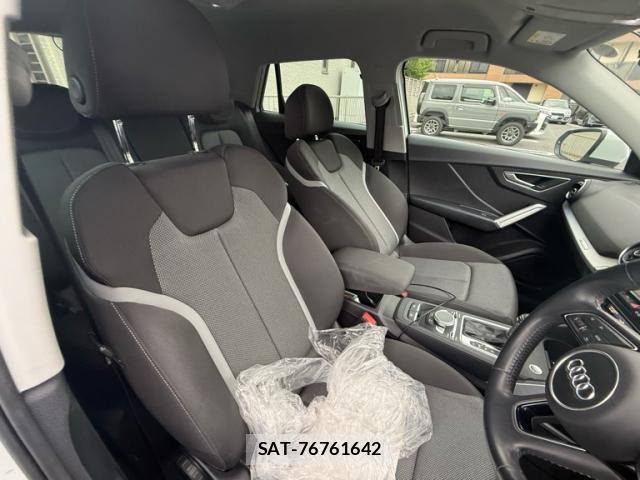 Audi Q2 2017-07 8217217-15