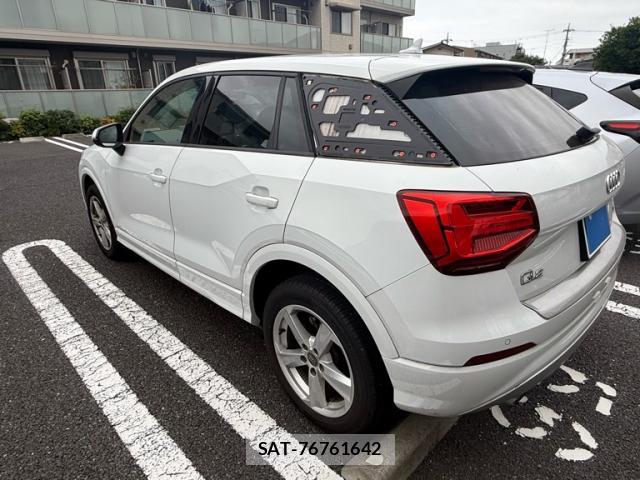 Audi Q2 2017-07 8217217-2