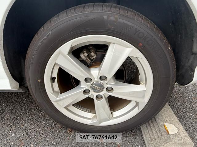 Audi Q2 2017-07 8217217-4