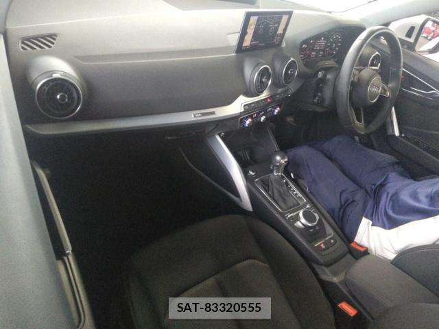 Audi Q2 2019-03 8223502-2