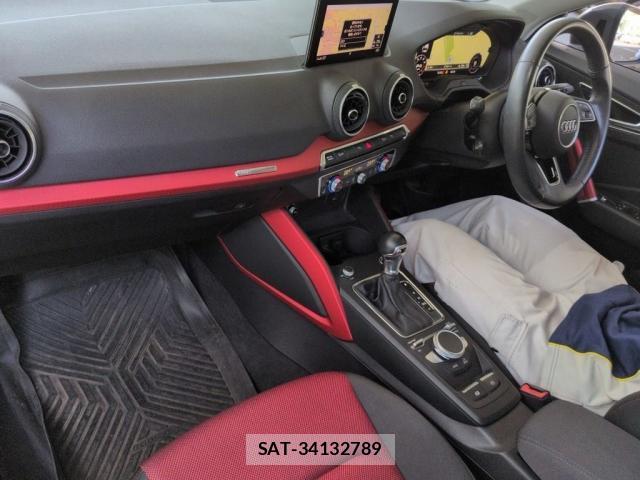 Audi Q2 2018-07 8223505-2