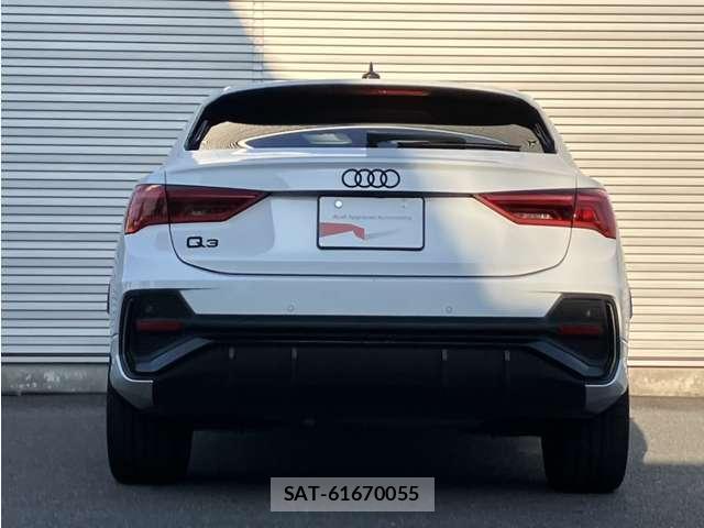 Audi Q3 2024-08 8218388-13