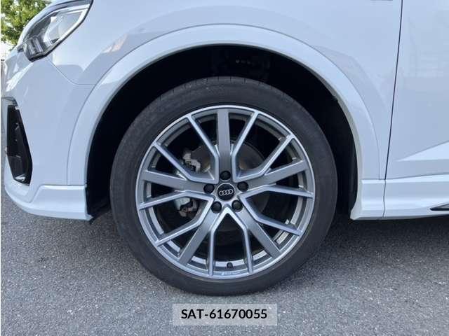 Audi Q3 2024-08 8218388-7