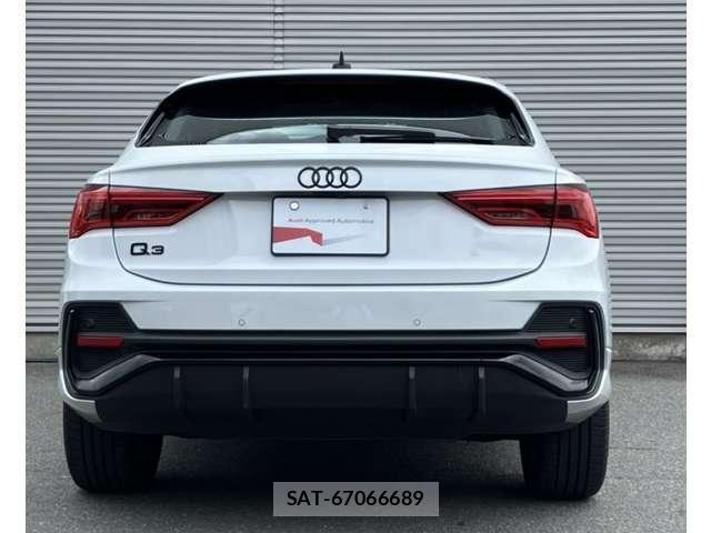 Audi Q3 2024-09 8218389-15