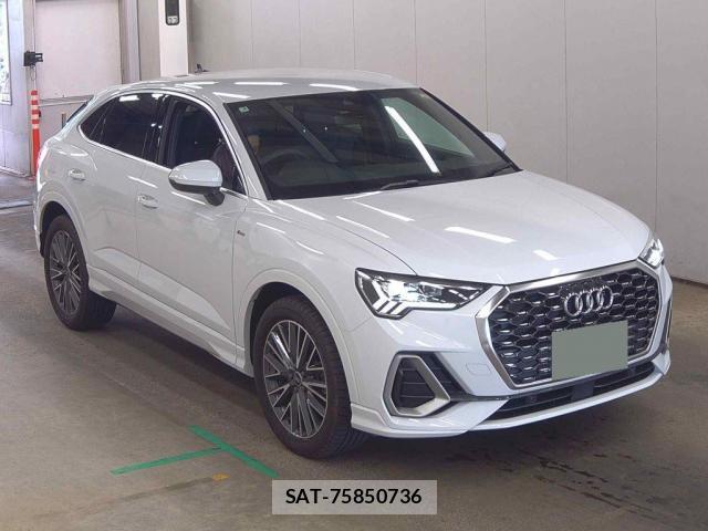Audi Q3 2025-09 8219007-0