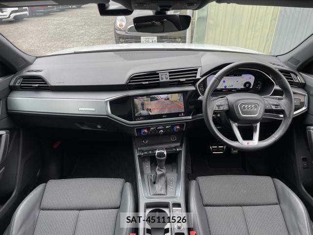 Audi Q3 2024-12 8221743-2
