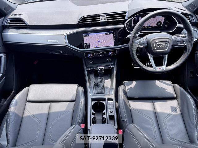 Audi Q3 2023-12 8221989-1