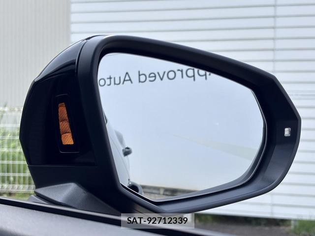 Audi Q3 2023-12 8221989-9