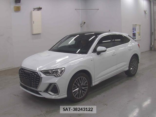 Audi Q3 2021-02 8223160-3