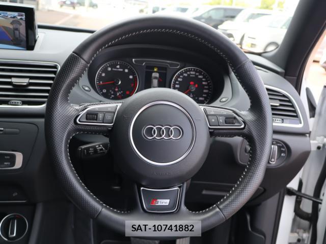 Audi Q3 2019-06 8216195-16
