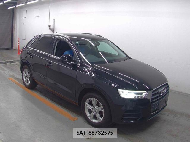 Audi Q3 2016-10 8218889-0
