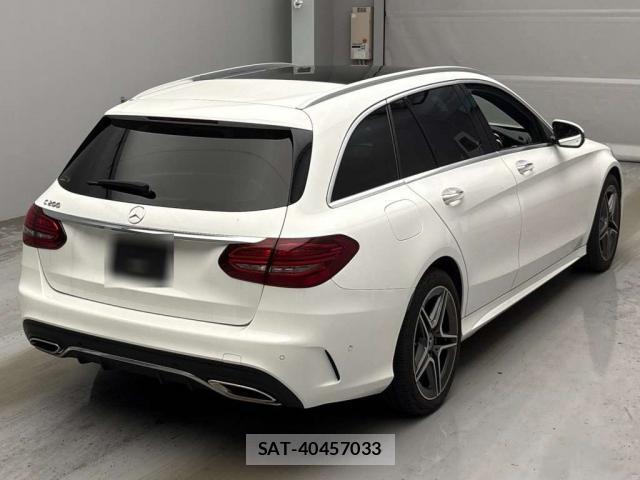 Audi Q3 2016-01 8219053-11