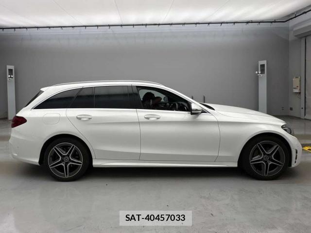 Audi Q3 2016-01 8219053-4