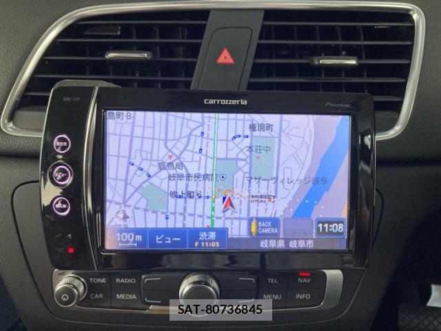Audi Q3 2012-11 8219766-18