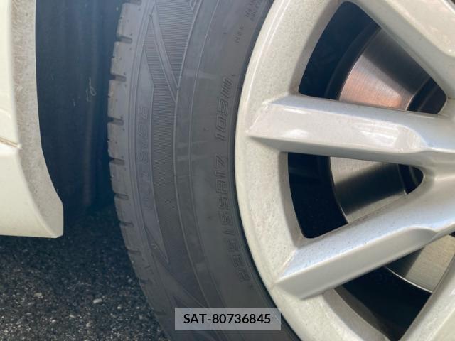 Audi Q3 2012-11 8219766-5