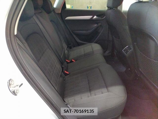 Audi Q3 2018-09 8223127-3