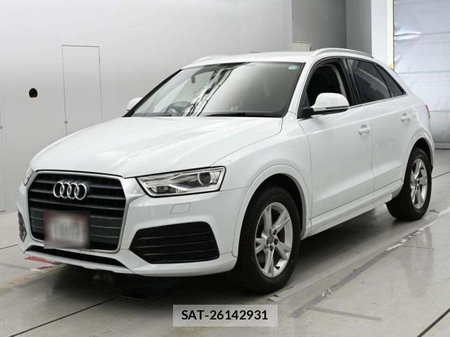 Audi Q3 2017-08 8223770-10